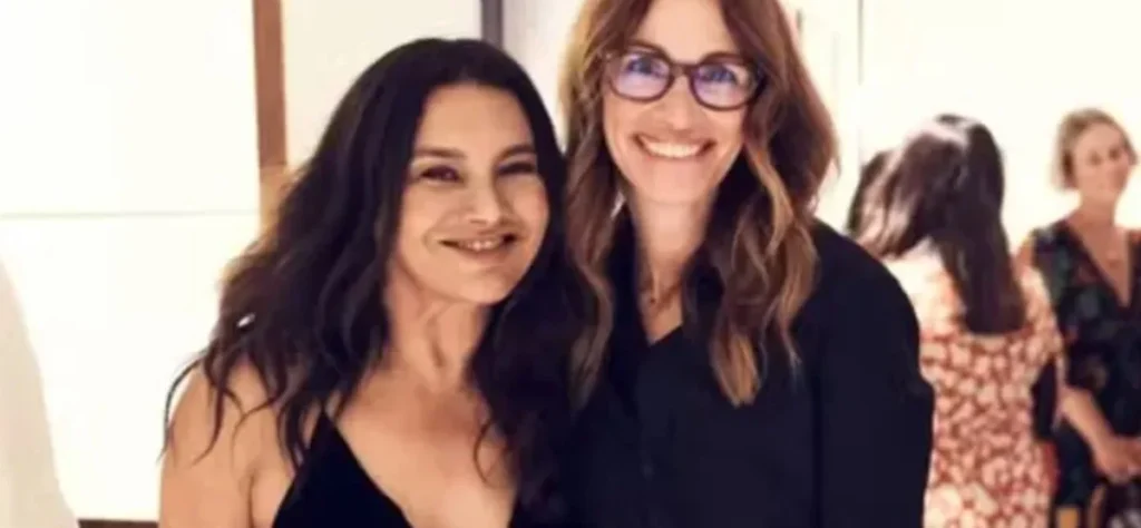 Dira Paes - Julia Roberts