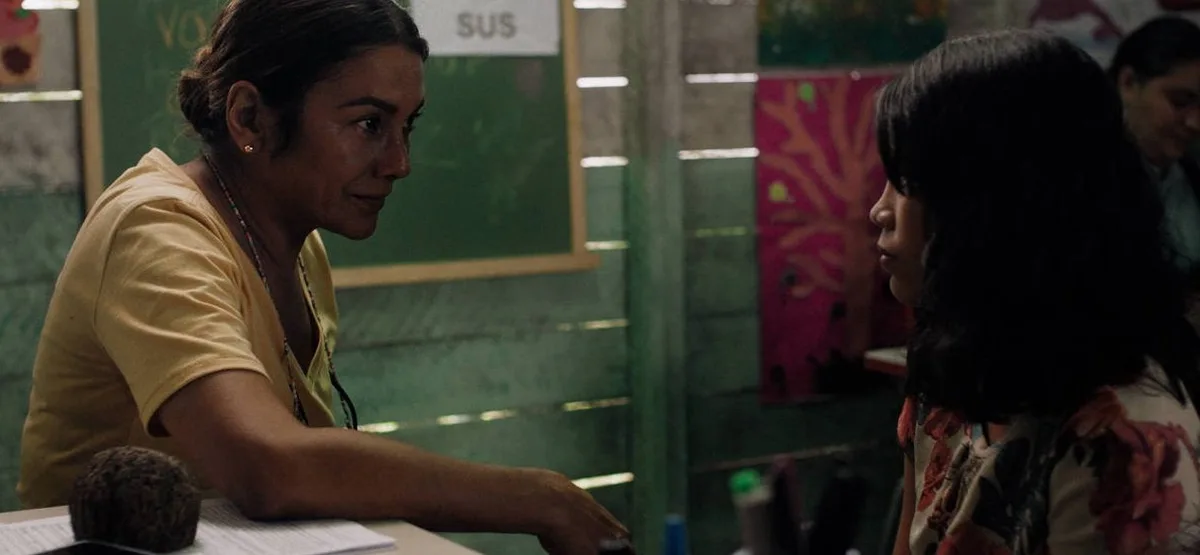 Dira Paes - filme Manas