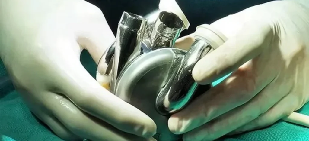 coração de titânio