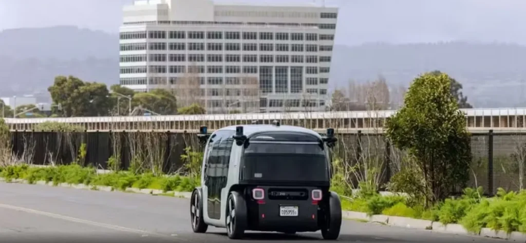 robotáxi Zoox - Amazon 01