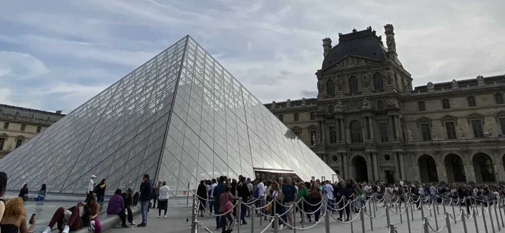 Louvre