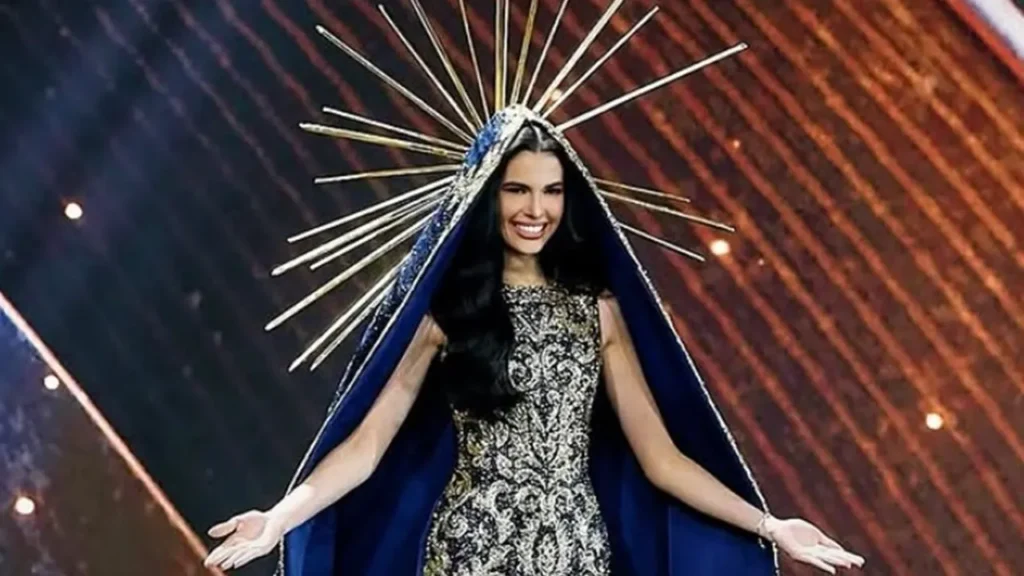Maria Gabriela Lacerda - Miss Brasil - Traje típico Nossa Senhora Aparecida - foto