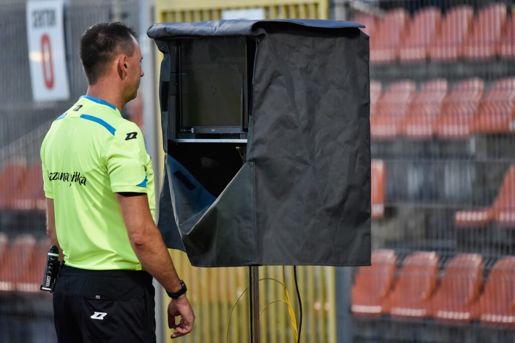 VAR