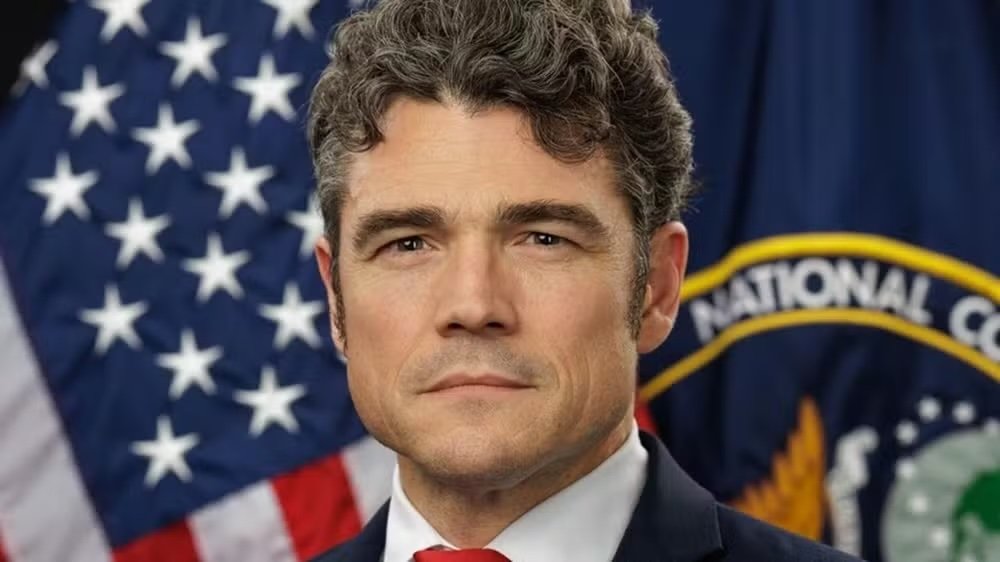 renúncia de Joe Kent