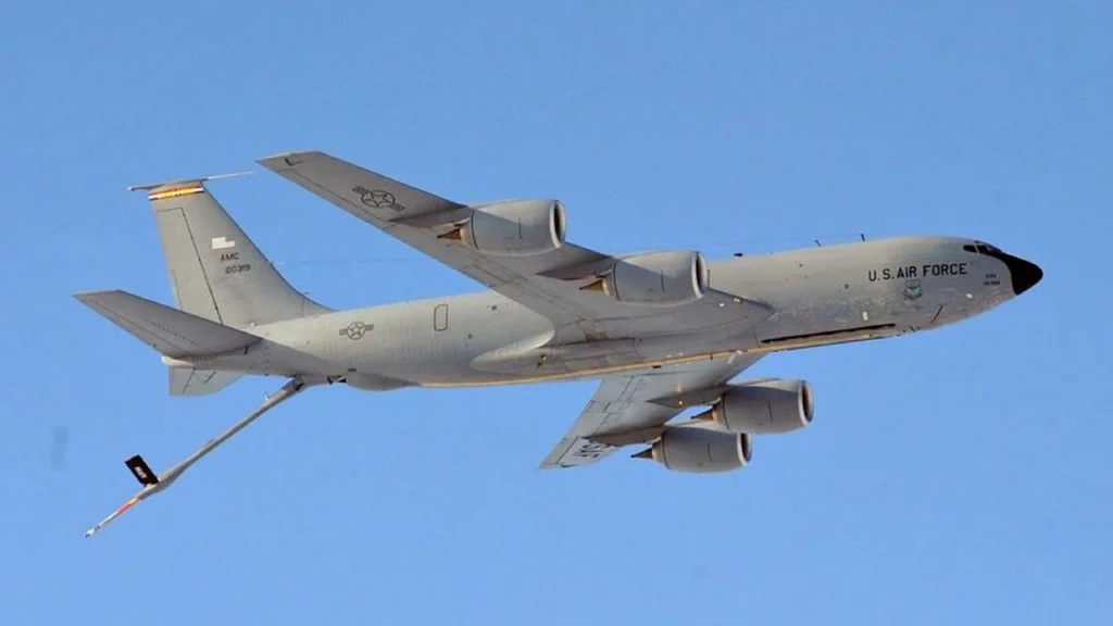 Avião-tanque dos EUA