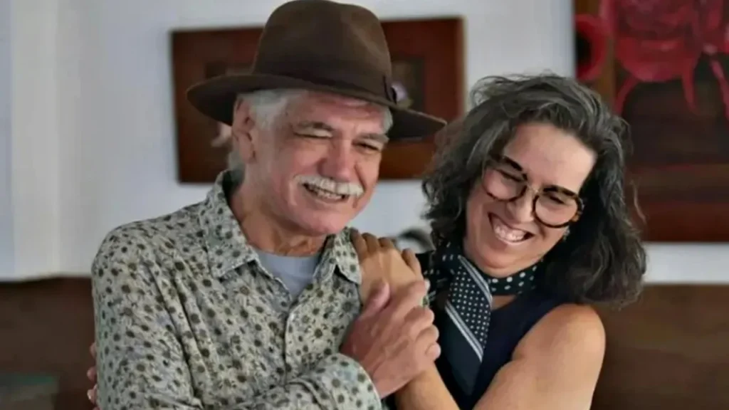 Jackson Antunes e esposa