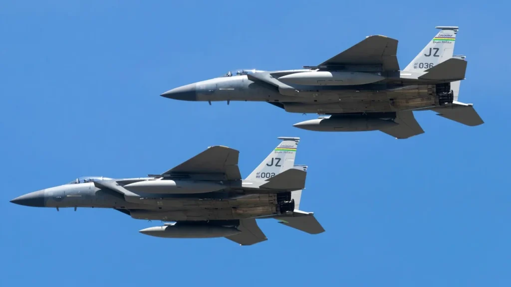 jatos F-15 dos Estados Unidos