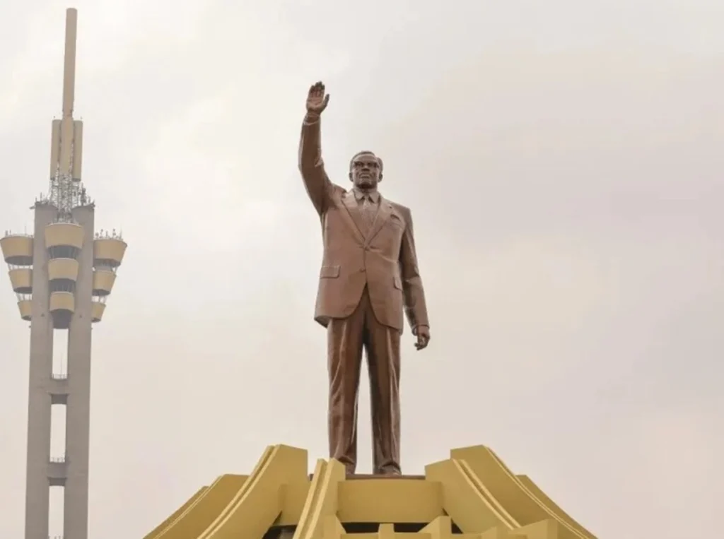 Estátua - Patrice Lumumba